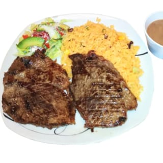 Asada con Arroz (Grilled steak with rice )